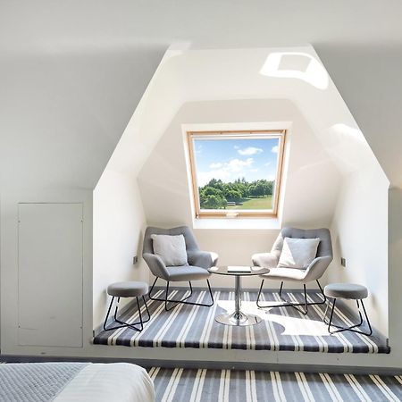 ビュードリー Wharton Park Golf & Country Club Bed & Breakfast エクステリア 写真