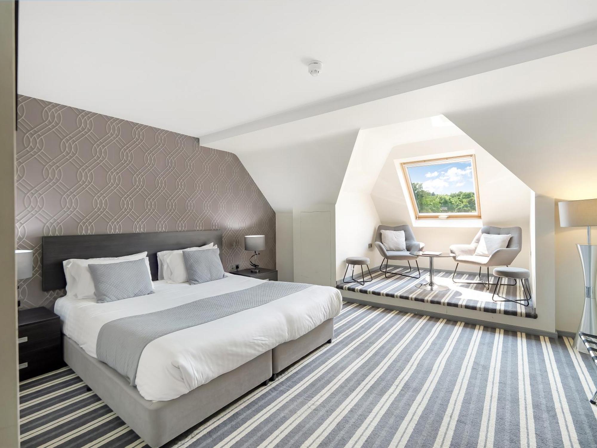 ビュードリー Wharton Park Golf & Country Club Bed & Breakfast エクステリア 写真